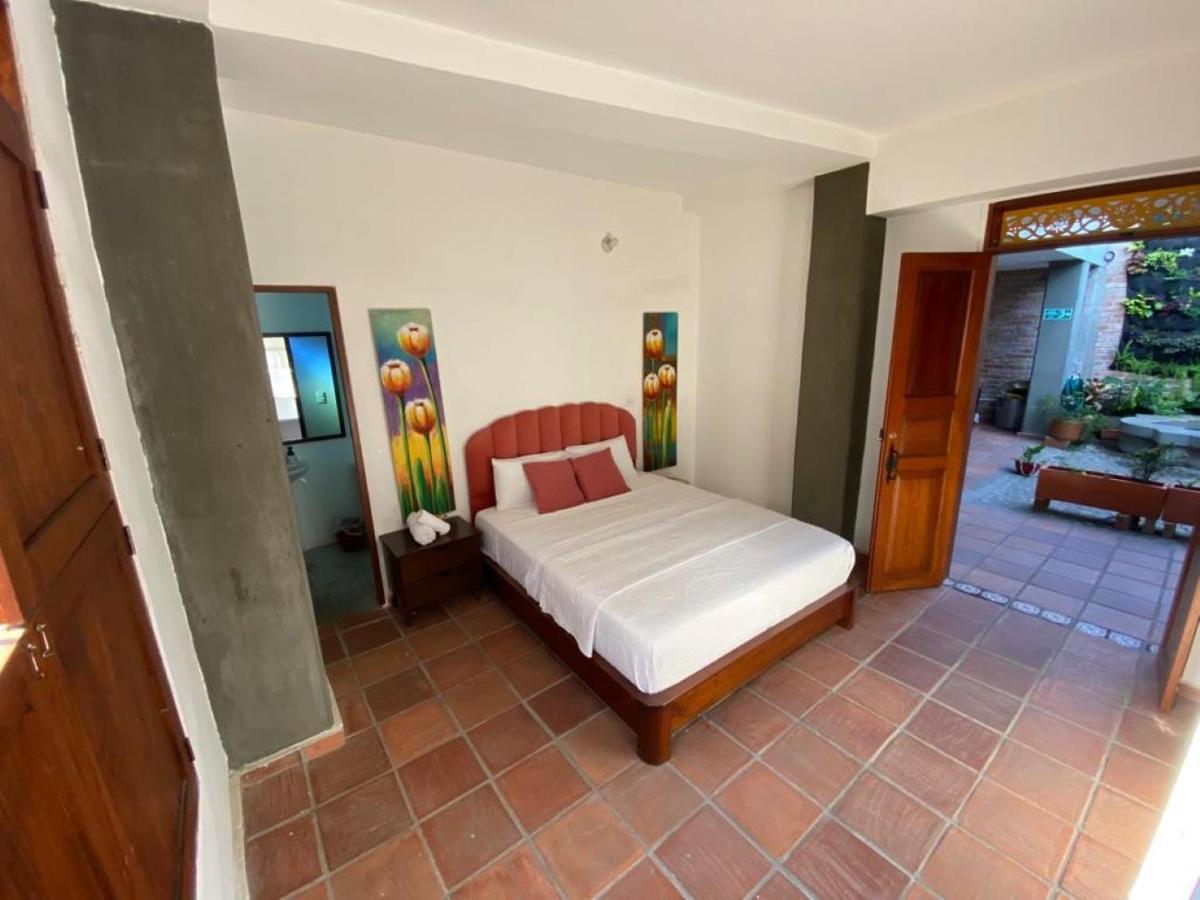 Hotel Casa Bresse Cali Exteriör bild