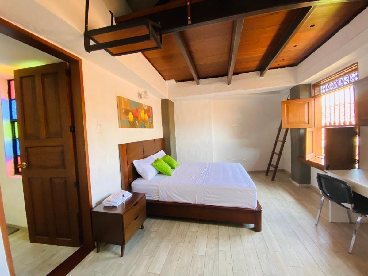 Hotel Casa Bresse Cali Exteriör bild