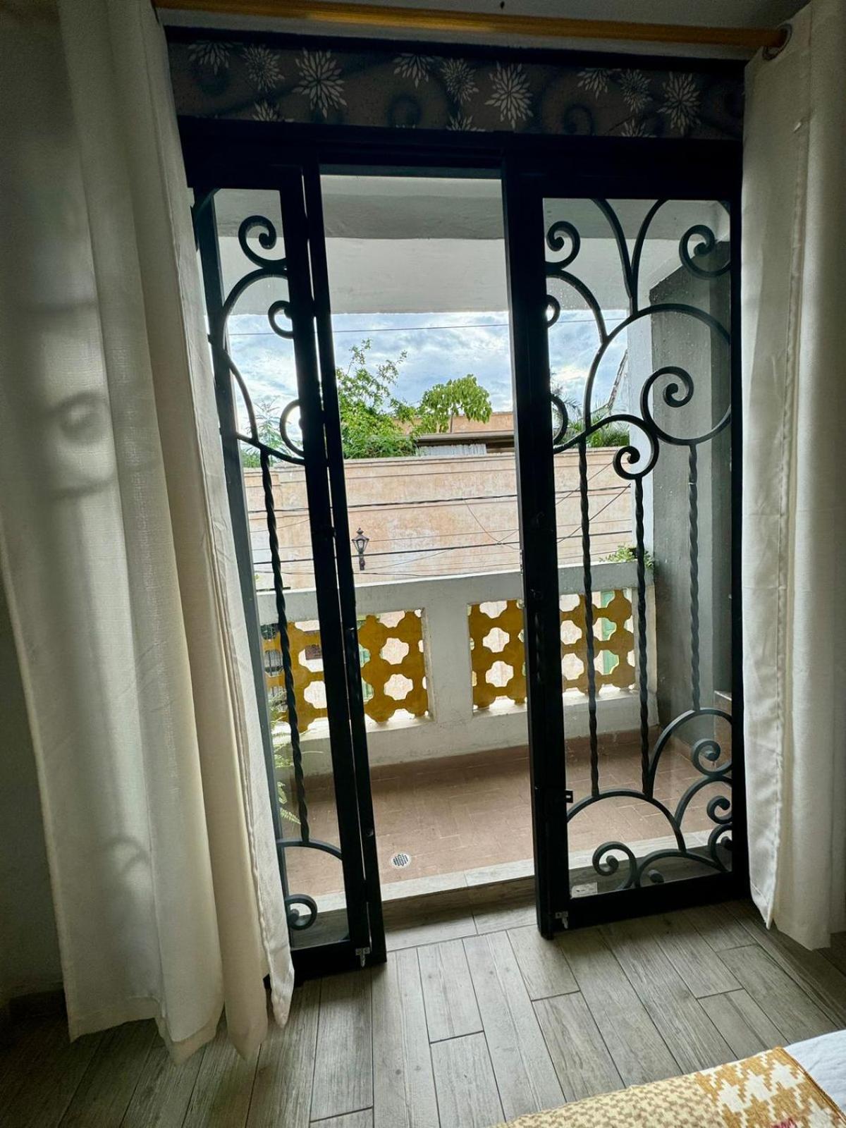 Hotel Casa Bresse Cali Exteriör bild