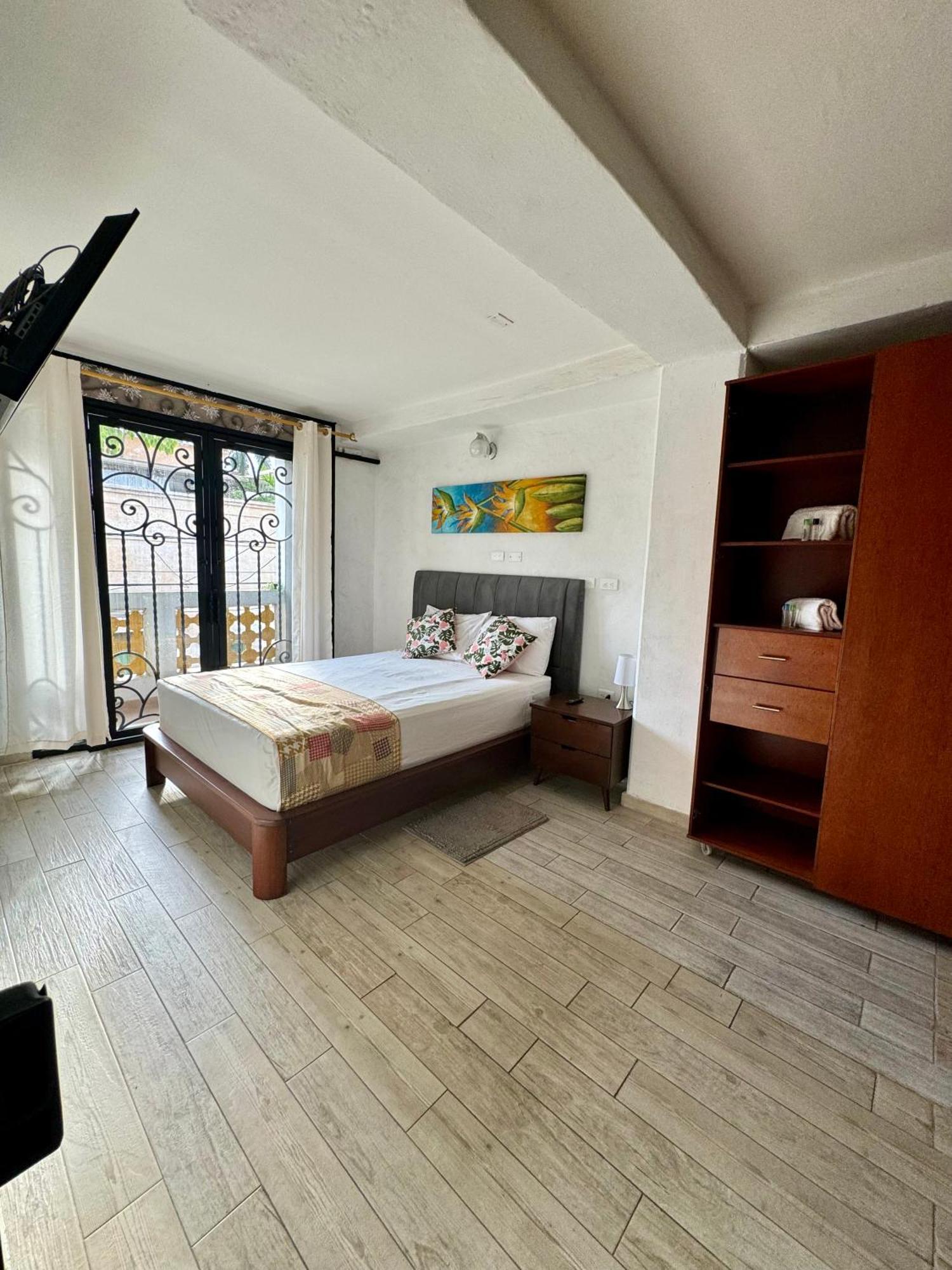 Hotel Casa Bresse Cali Exteriör bild