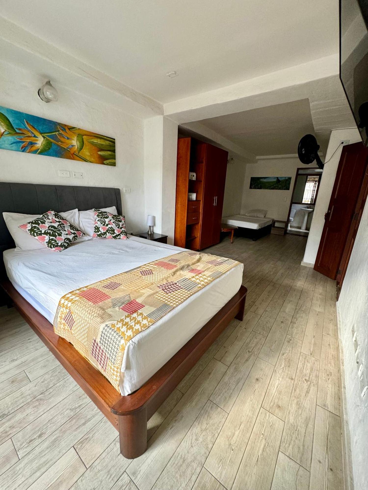 Hotel Casa Bresse Cali Exteriör bild