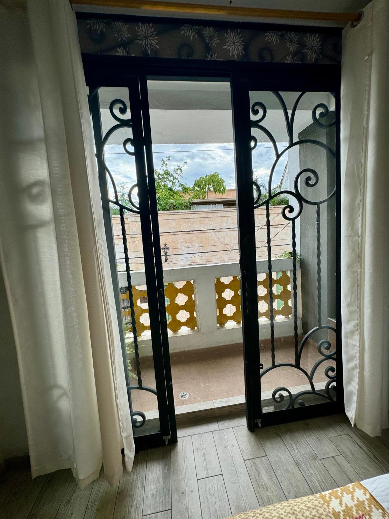 Hotel Casa Bresse Cali Exteriör bild